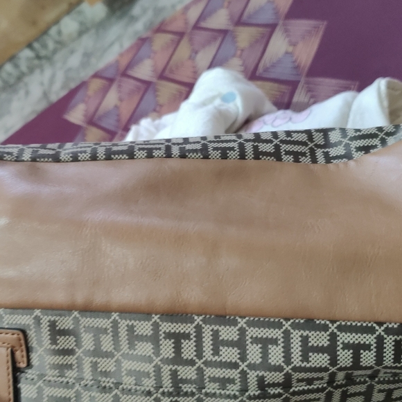 Tommy Hilfiger shoulder bag - Picture 7 of 12